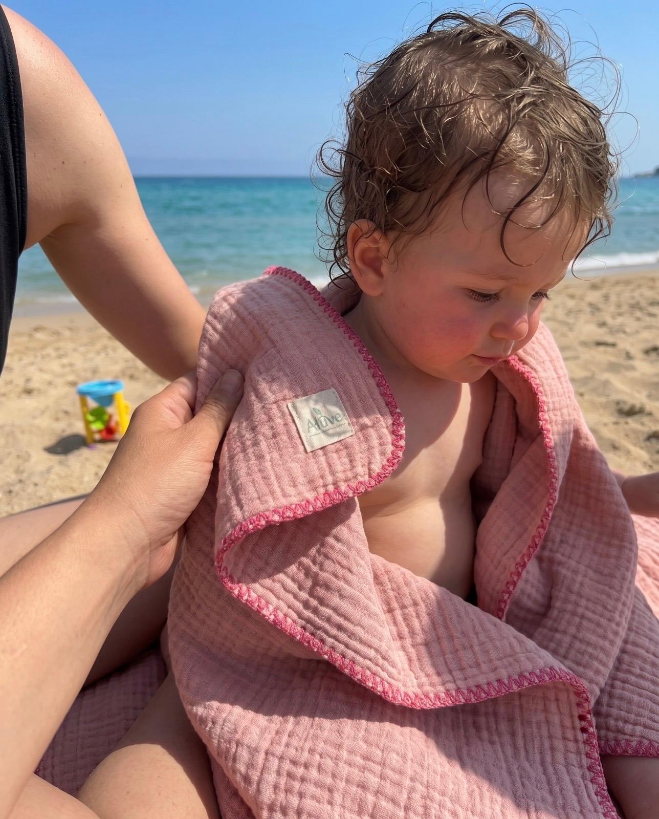 Aluvé Anne & Bebek Müslin Plaj Havlusu Seti- Gül kurusu Pembe