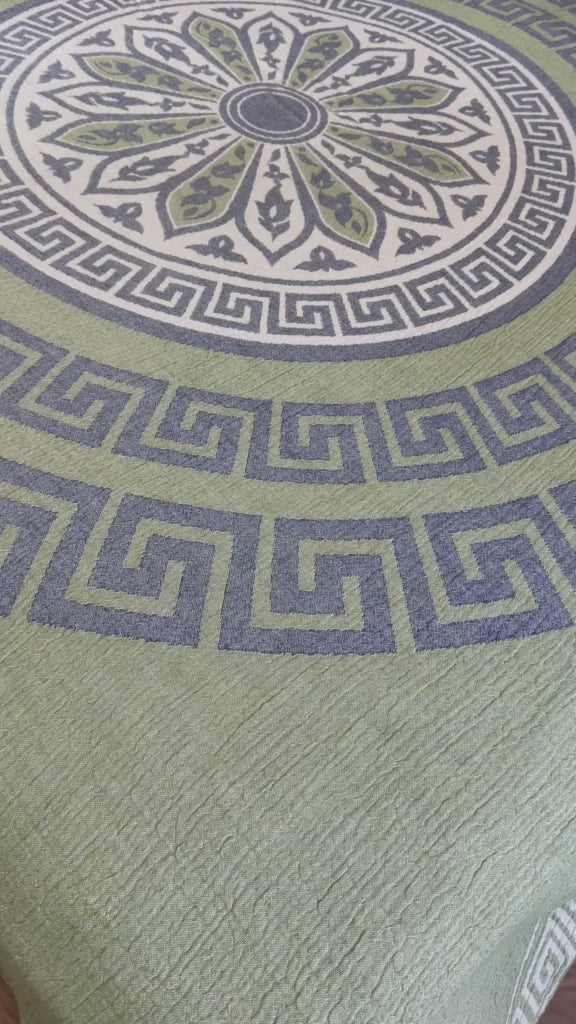 Ege Esintisi Çift Taraflı Jakarlı Müslin Yatak Örtüsü – Adaçayı Yeşili & Ekru (220x240cm)